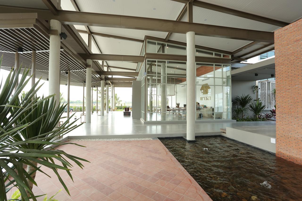 Navela Hotel & Convention Ratchaburi Exterior foto