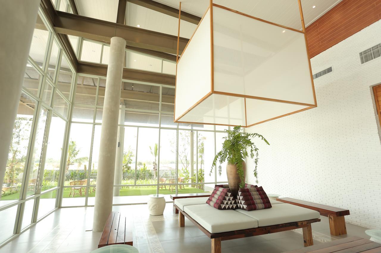Navela Hotel & Convention Ratchaburi Exterior foto
